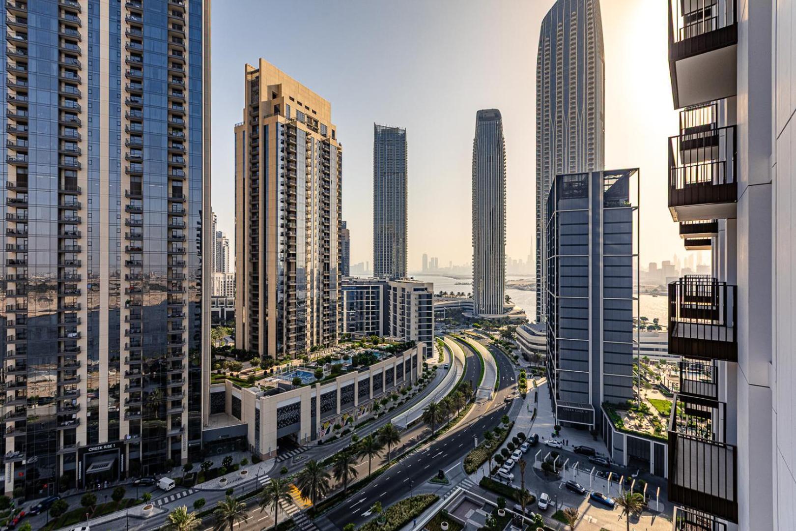 Alluring 1bdr In Creek Harbour Dubai