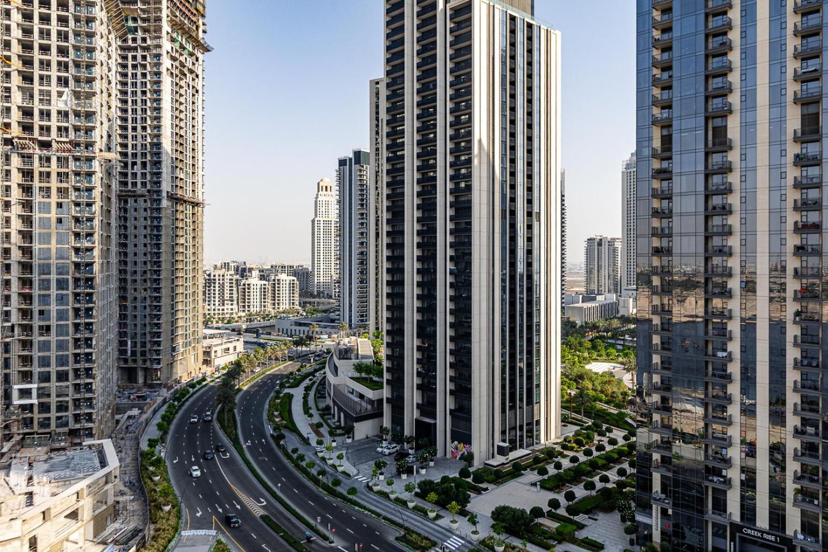 Alluring 1bdr In Creek Harbour Dubai